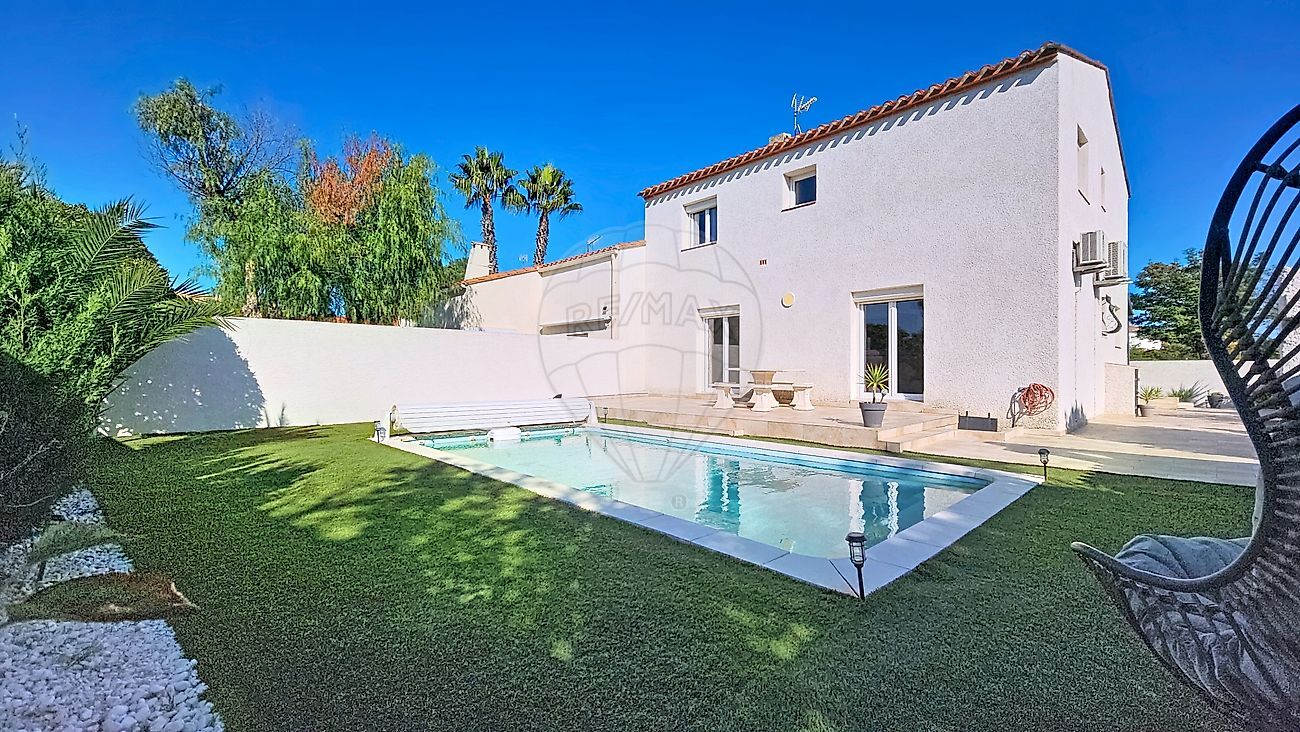 Villa / Maison  T5 à vendre Canet-en-Roussillon 66140