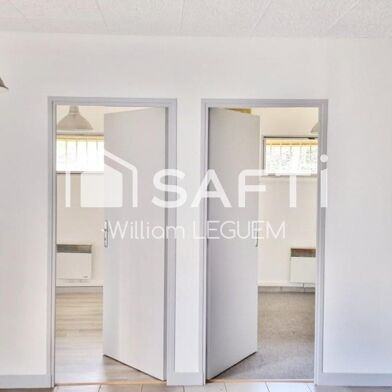 Bureau 3 pièces 740 €