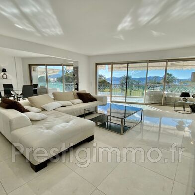 Appartement 3 pièces 5000 €