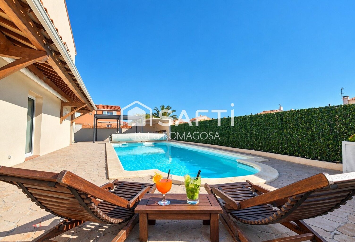 Le confort absolu : 175 m² habitables - 4 chambres - piscine au sel — photo 1