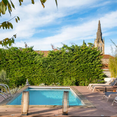 Maison 6 pièces 649000 €