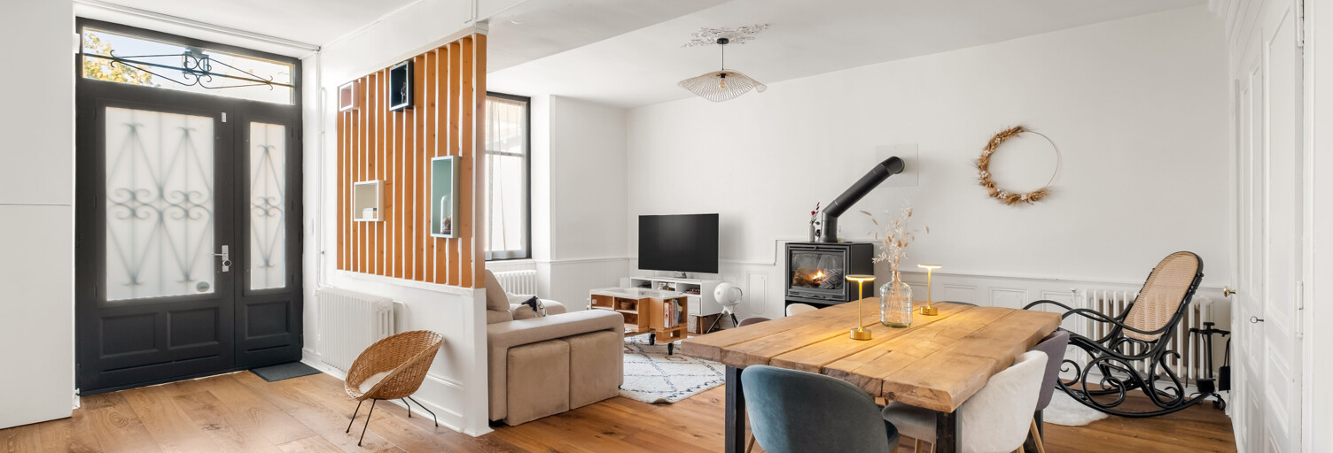 Maison 6 Pièces 192 m² à vendre à Marennes (69970)