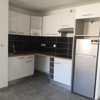 Appartement 3 pièces 691 €