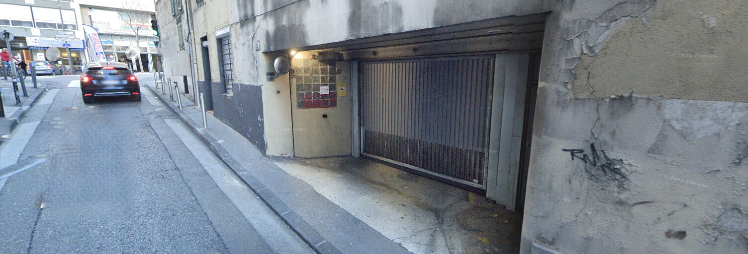 Garage  10 m² à louer à Marseille 7 (13007)