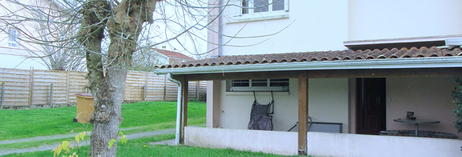 Maison 4 Pièces 89 m² à vendre à Saint-Savin (33920)