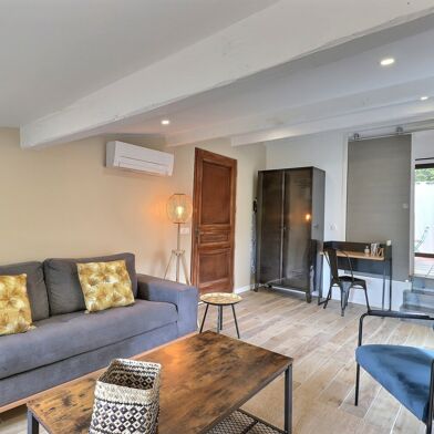 Appartement 2 pièces 860 €