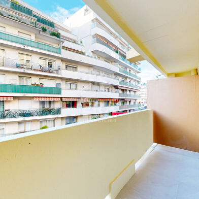 Appartement 1 pièces 210000 €