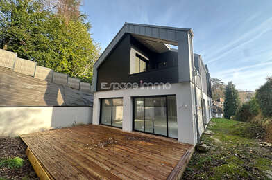 Maison 6 pièces 784000 €