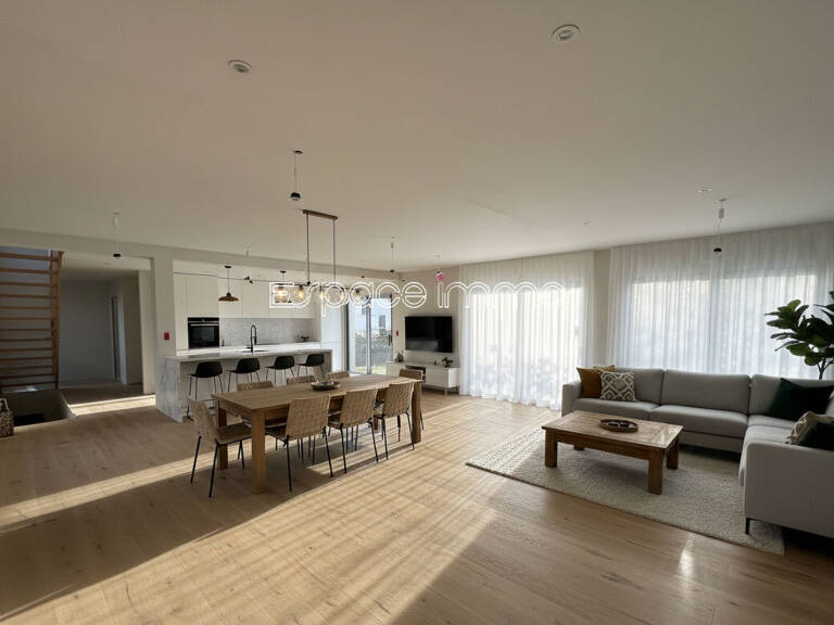 Belle maison contemporaine toute neuve avec garage double et jardin - 6 pièces - 200 m² — photo 1