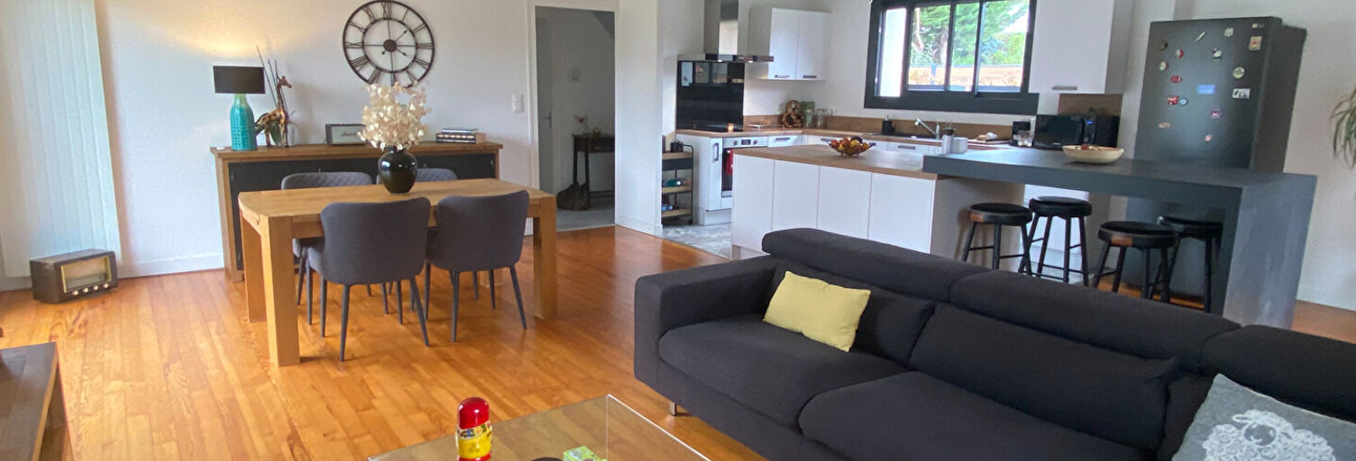 Maison 6 Pièces 121 m² à vendre à Lons (64140)