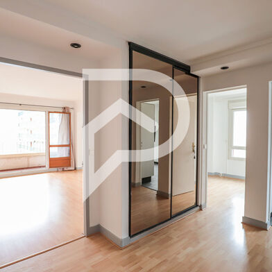 Appartement 3 pièces 220000 €