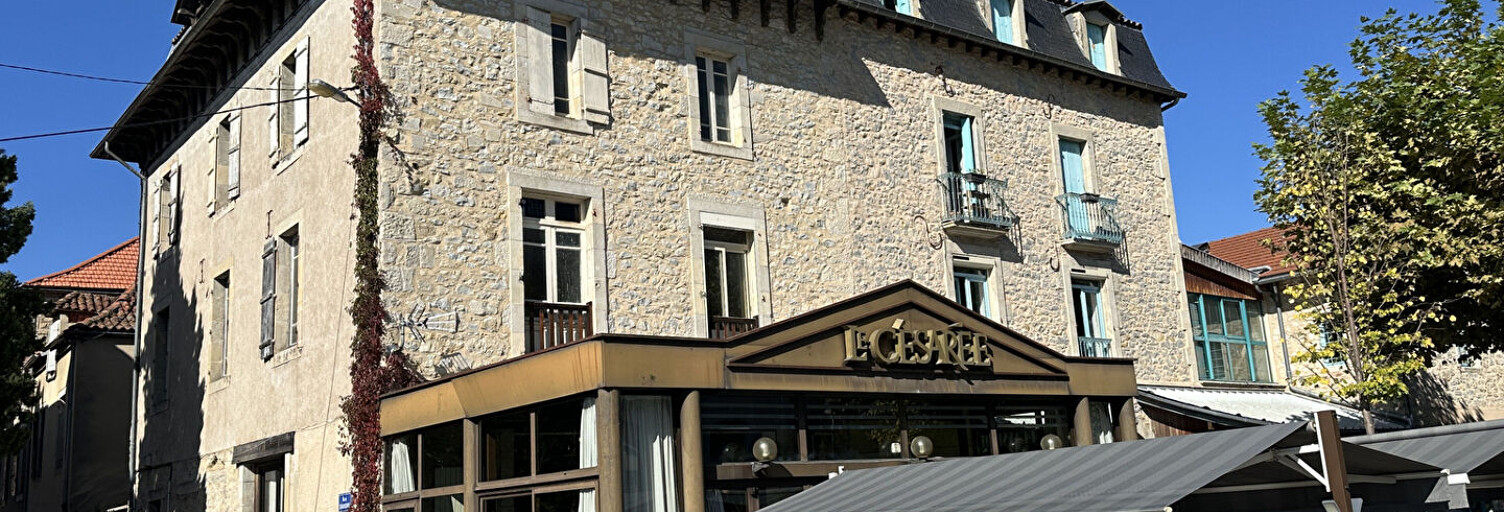 Immeuble  438 m² à vendre à Villefranche-de-Rouergue (12200)