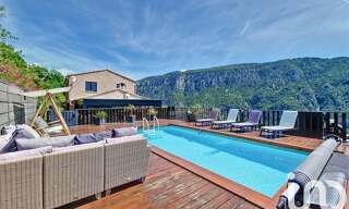 Maison 7 Pièces 183 m² à vendre à Saint-Martin-du-Var (06670)