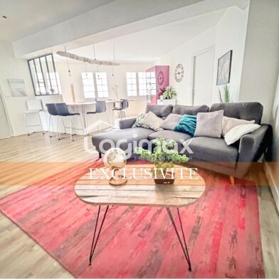 Appartement 4 pièces 472500 €