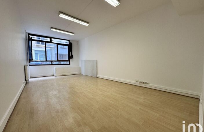 Vente Bureaux 38 m&sup2; — photo 2
