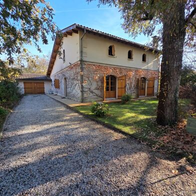 Maison 8 pièces 1352000 €