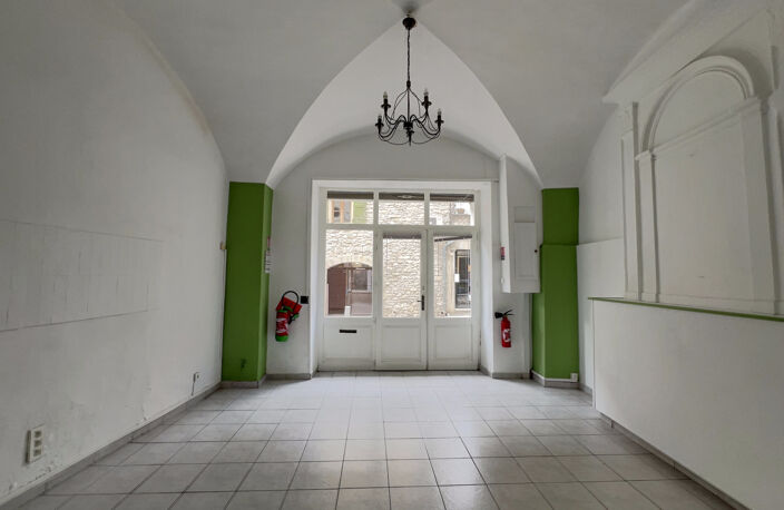 Local commercial au centre de Quissac — photo 3
