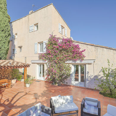 Maison 6 pièces 549000 €