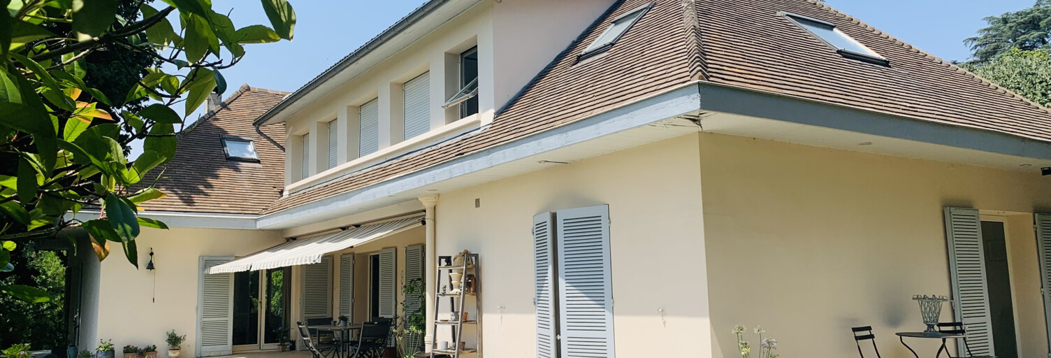 Maison 11 Pièces 262 m² à vendre à Charbonnières-les-Bains (69260)