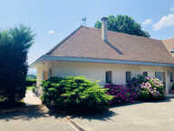 Exceptionnel, centre de charbonnières les bains, belle propriété sur beau terrain avec vue — photo 4