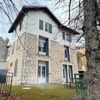 Maison 10 pièces 270000 €