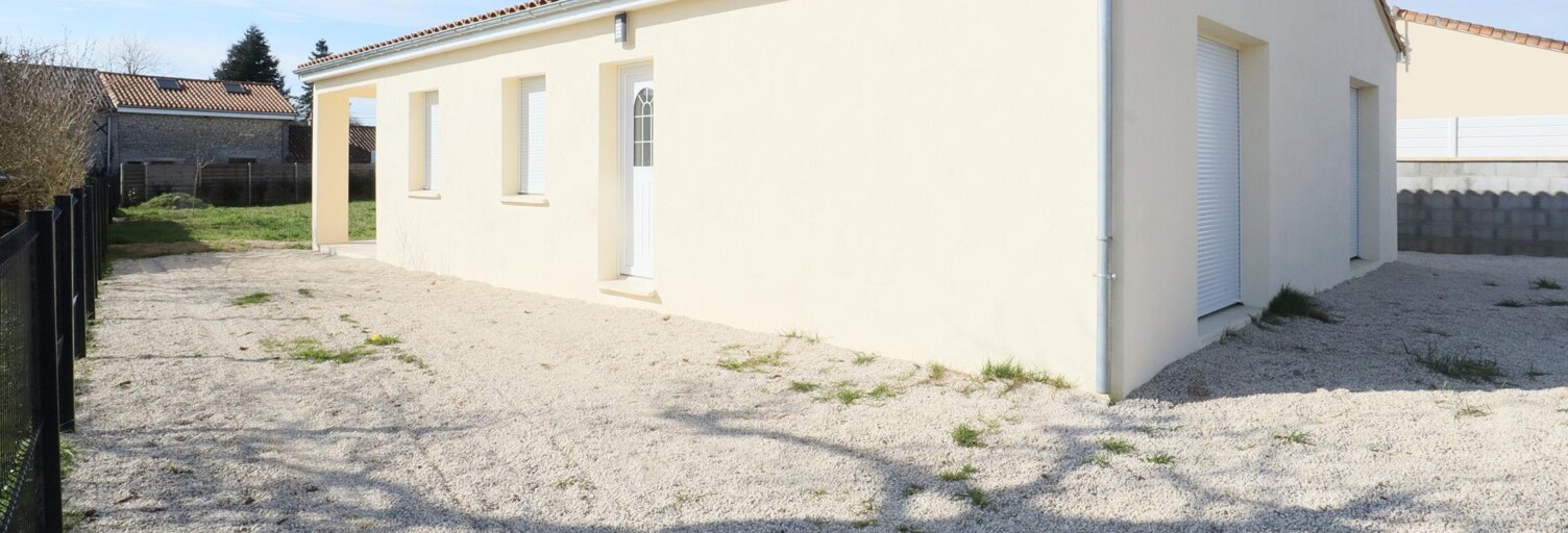 Maison 5 Pièces 101 m² à vendre à Saint-Pierre-d'Exideuil (86400)