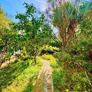 Appartement 3 pièces 331000 €