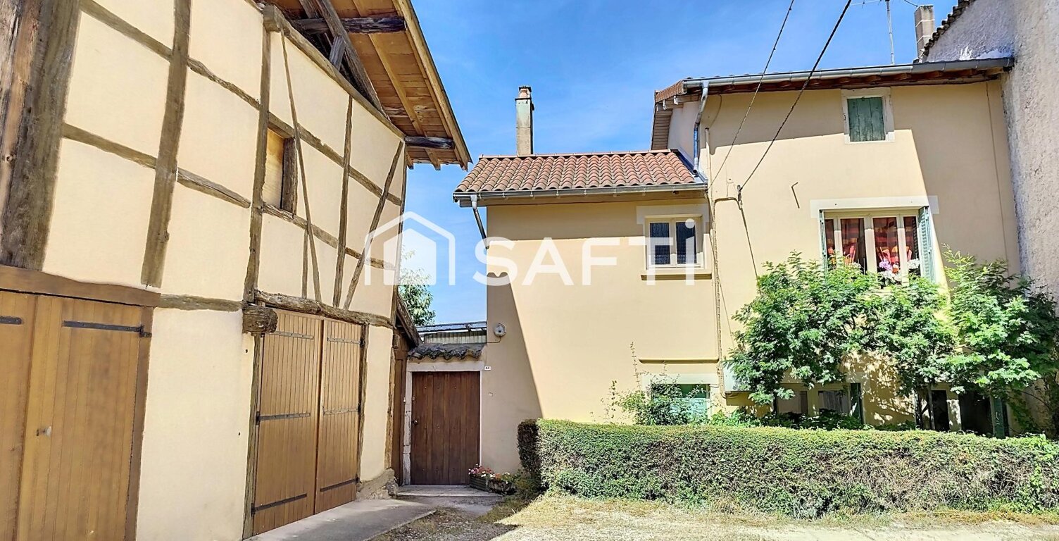Maison avec dépendance au centre de Pont-de-Veyle — photo 1