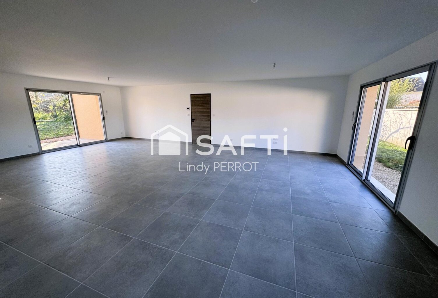 Maison neuve — photo 1