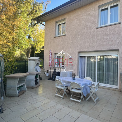 Maison 5 pièces 675000 €