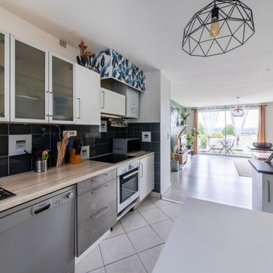 Appartement 4 pièces 149900 €