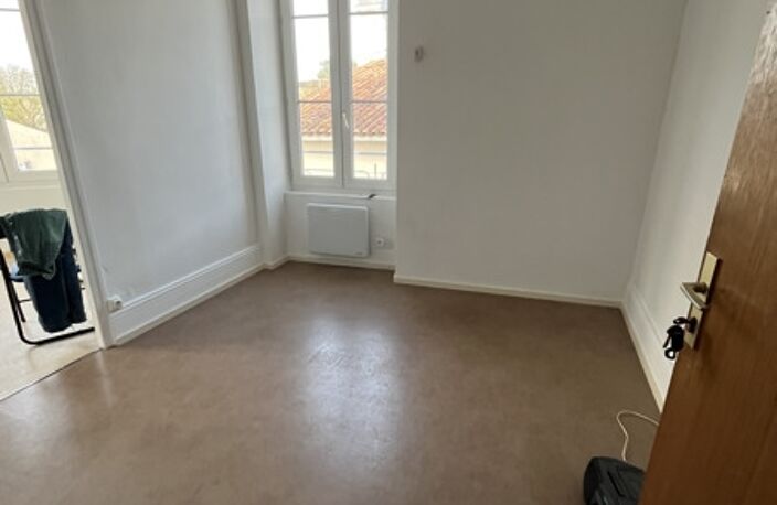 Studio de 1 pièces principales — photo 2
