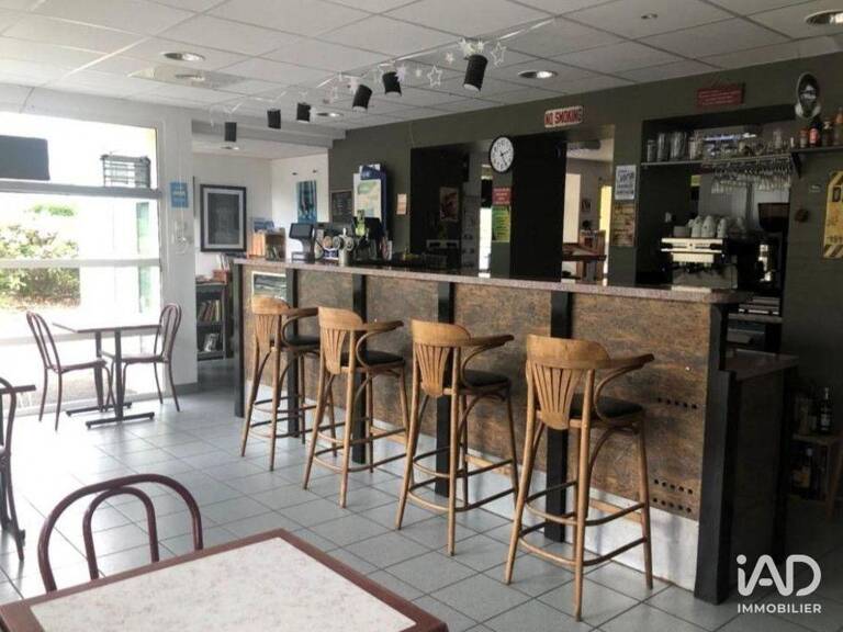 Vente Bar 110 m&sup2; — photo 1