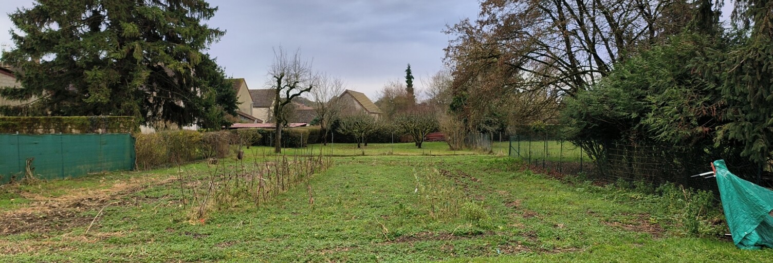 Terrain  584 m² à vendre à Chailley (89770)
