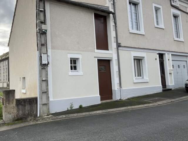 Maison de ville de 5 pièces principales — photo du bien