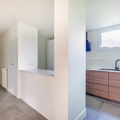 Appartement 3 pièces 285001 €