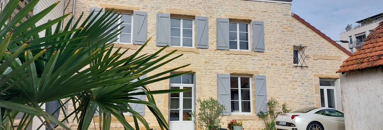 Maison 10 Pièces 300 m² à vendre à Dijon (21000)