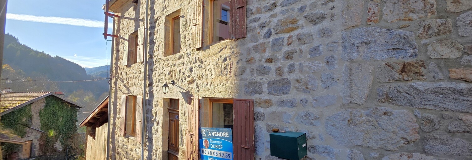 Maison 4 Pièces 103 m² à vendre à Saint-Julien-Vocance (07690)