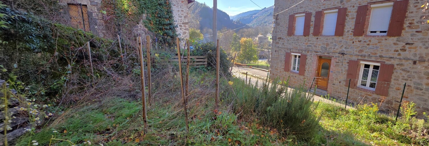 Maison 4 Pièces 103 m² à vendre à Saint-Julien-Vocance (07690)