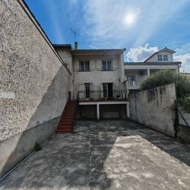 Maison 4 pièces 303933 €