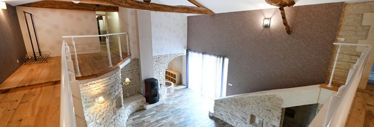 Maison 6 Pièces 226 m² à vendre à La Rochefoucauld-en-Angoumois (16110)