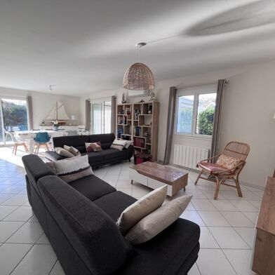 Maison 5 pièces 421200 €