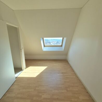 Appartement 3 pièces 88494 €