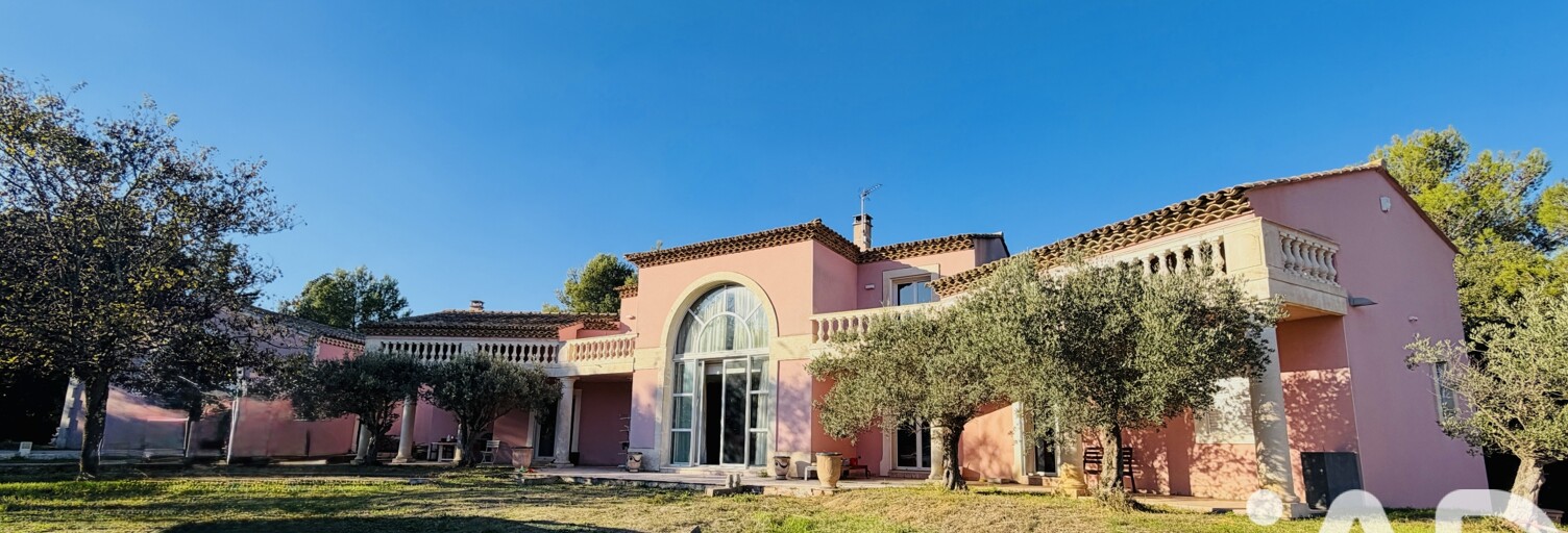 Maison 5 Pièces 300 m² à vendre à Nîmes (30900)