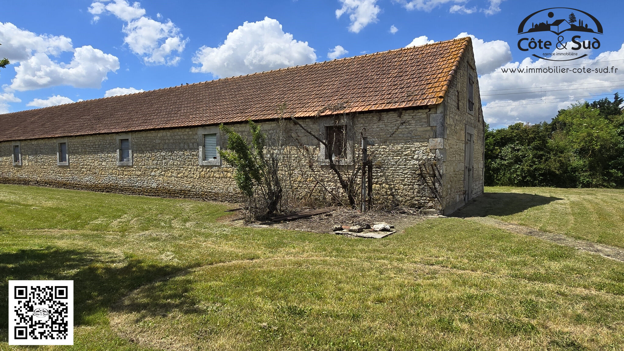 Villa / Maison  T1 à vendre Forges 17290