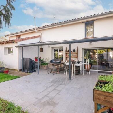 Maison 7 pièces 399500 €