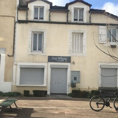 Immeuble  145800 €