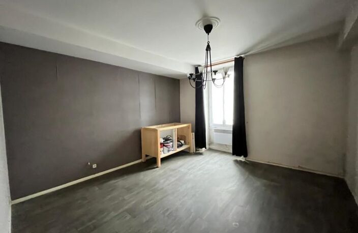 Vente immeuble   Piégut-Pluviers (24360) — photo 4