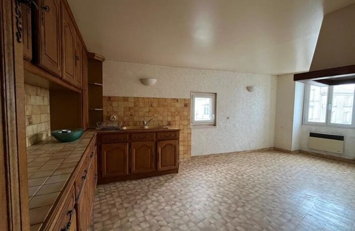 Vente immeuble   Piégut-Pluviers (24360) — photo 5