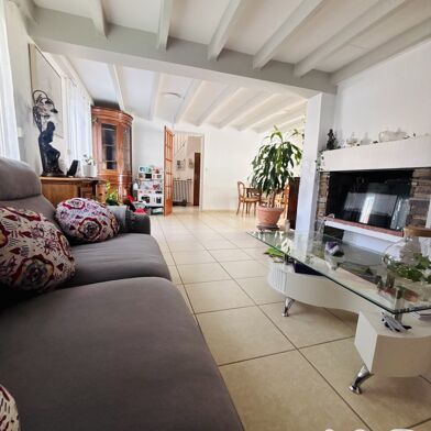 Maison 5 pièces 299000 €